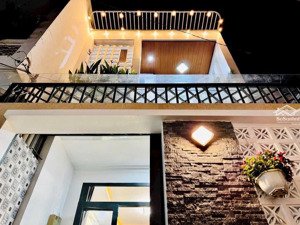 chủ tạm biệt nhà 2t420 phạm văn đồng, p11, bình thạnh, sổ hồng riêng chính chủ