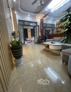 nhà chính chủ lĩnh nam, hoàng mai 33m2 x 5 tầng - cách ô tô 1 nhà - ngõ thông 6.8 tỷ