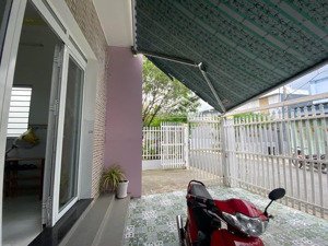 36tr/m2 có nhà 2 tầng, 5 phòng trọ hoàn công đủ có sẳn thu nhập,gần 3 trường đh cho thuê làm chdv