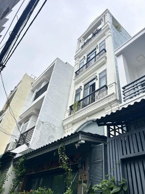 4x10 nhà 5 tầng xe hơi ngủ nhà full nội thất đường trần thái tông p15 tân bình giá hơn 6tỷ