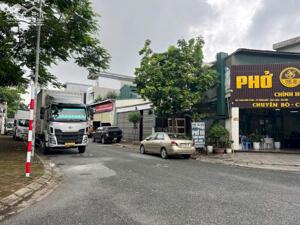 Chính chủ cần bán gấp lô góc hai mặt thoáng View trường học tại trung tâm khu đô thị 31ha, Trâu Qùy