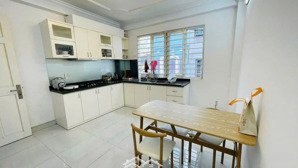 bán gấp nhà mặt phố nguyễn phúc nguyên, quận 3, 23,5 tỷ, 74m2