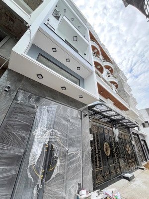 bán nhà mới 5 tầng 56m2, hẻm xe hơi, giáp tân phú