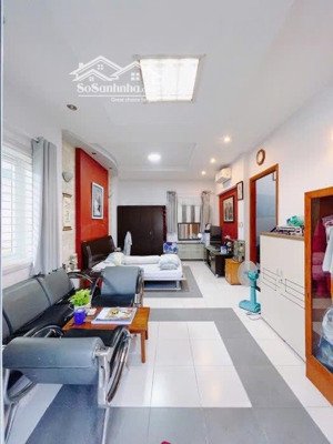 vip bán nhà ngang lớn vĩnh hội , quận 4 (19x10m) 3 tầng ô tô để trong nhà nhiều tiện ích chỉ 22 tỷ