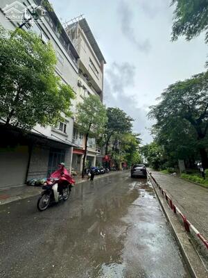 Bán nhà phố Hoàng Cầu 40m2 mặt tiền 5m nhỉnh 13 tỷ chỉ 15m ra vườn hoa 1-6 an sinh đỉnh