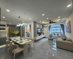 cần bán căn hộ sky garden, 3pn 2wc, nhà mới, vào ở ngay, sổng hồng liền tay