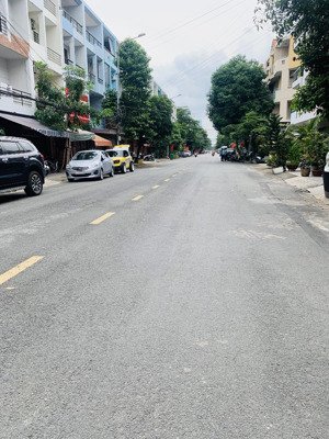 bán nhà mt ttn trường chinh, 8 tỷ, 60m2, 5pn, 6wc, giá tốt