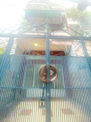 bán nhà gần mặt tiền , sát chợ hoàng hoa thám tân bình, 3 tầng btct 161m2 , nở hậu 5m chỉ 7 tỷ 7