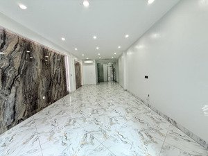 mặt phố hoàng mai 73m2 - 6 tầng thang máy - vỉa hè - kinh doanh