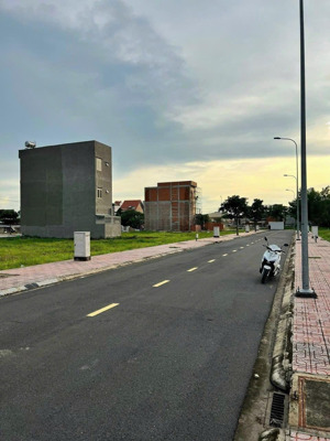 chủ bán đất 2tỷ 4, 110m2, tại đường 22, phước long b, q.9, tp.thủ đức, tp.hcm, sổ hồng riêng.