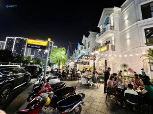 cho thuê shophouse san hô 06, nhìn trường đại học vinunj, cạnh chung cư. tiện kinh doanh