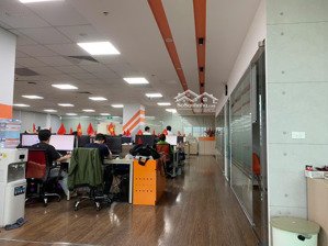 bql cho thuê vp cic tower - trung kính - cầu giấy giá 250k/m2 bàn giao ngay