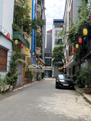 bán biệt thự lâm hạ lô góc trước nhà 2 ô tô tránh, mặt tiền 24,5m. đường thông tứ tung