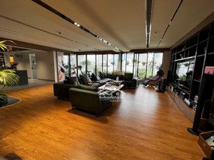 chính chủ bán căn 4pn 230m2 tòa tsq làng việt kiều châu âu ,giá 12 tỷ.lh 