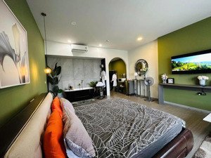 tôi cần cho thuê căn offictecel c/c sunrise city view full nội thất.lh 