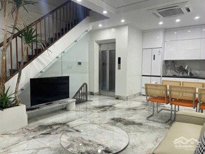 cho thuê nhà yên hòa thang máy xây mới hiện đại kinh doanh tốt 45m x 6 tầng full nội thất giá 22tr