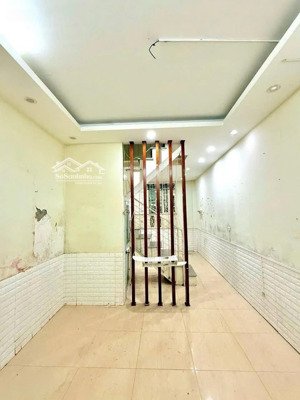 bán nhà riêng ngọc hà - 40m2 - 4 tầng - 3.7m mặt tiền - 11 tỷ - 2 thoáng trước sau gần hồ đội cấn