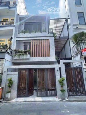 hiếm - cho thuê nhà trần quang diệu,quận 3 - nhà vuông vức, ốp kính