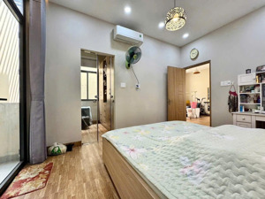 nhà đẹp sát mt đường nguyễn văn đậu, cn 93m2, 3 phòng ngủ lớn, giá chỉ 10,9 tỷ tl 