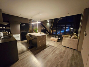 chuyển nhượng căn hộ duplex như trong ảnh tại pentstudio - 699 lạc long quân (lh: 