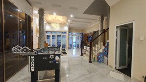 nhà đẹp 4 tầng ngay võ thị sáu, tân định, quận 1, dt 112.8 m2 giá 28.5 tỷ