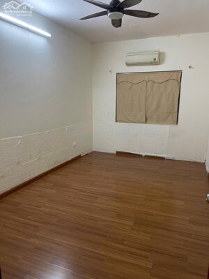 Cho thuê nhà mặt ngõ 245 Định Công 30m2 4 tầng 3pn gần đủ nội thất giá thuê: 10tr/1 tháng