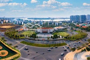 chủ gửi bán nhiều lô đất huy hoàng ,thủ thiêm villa, thế kỷ, phú nhuận, khu1 giá tốt