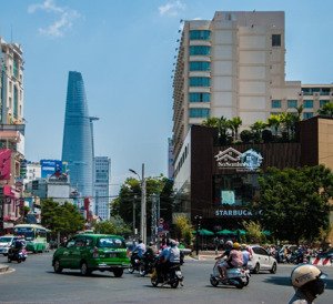 bán nhà hxh đường nguyễn trung trực ,phường bến thành quận 1,sát bên chợ bến thành,dt 9x25