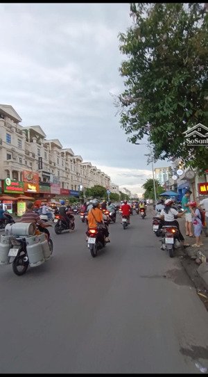 bán biệt thự mặt tiền nguyễn văn lượng phường 17 quận gò vấp 9x18