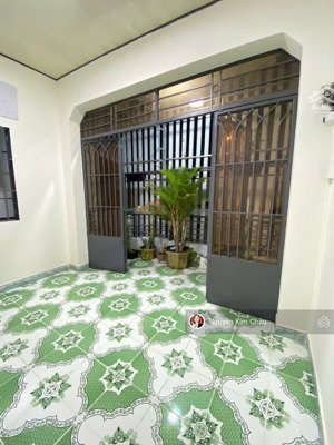 rẻ nhất căn góc hẻm đường 23/10 , gần siêu thị go, cách biển 10 phút, 2 tỷ 500 cho thuê 9tr/tháng