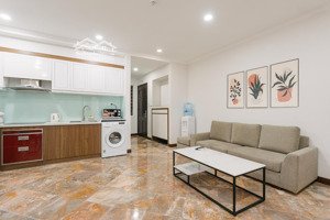 cho thuê căn hộ dịch vụ 535 kim mã, 90m2, 2 phòng ngủ, giá 22.5tr/tháng. full dịch vụ, cách hồ 100m