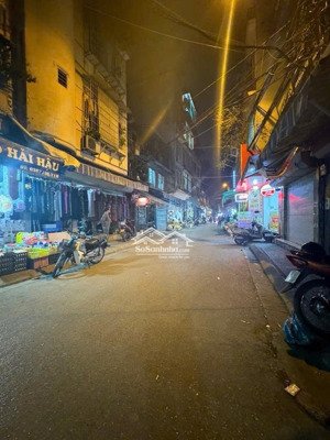 bán nhà - phúc xá - ba đình - 20m ra mặt phố ô tô tránh - mặt tiền rộng- 2 mặt thoáng.