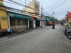 bán nhà đường 12m, 167.5m² dòng tiền 300tr/năm huỳnh tấn phát q7, giá chỉ 8.9 tỷ, shr