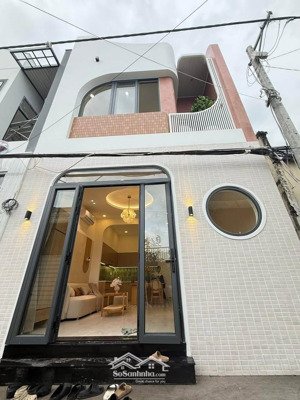 em cần ra đi gấp căn chính chủ trang tử p14 q5,62.4m2,giá 3 tỷ 290,hđ thuê 15tr/th, sổ hồng riêng