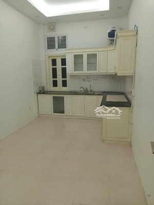 cho thuê nhà riêng 6pn, 5wc, 45m2, giá 30 triệu tại trần quý kiên, cầu giấy, hà nội
