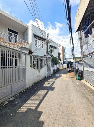 bán căn trọ 8 phòng, 8wc, thu nhập 20tr/tháng, hẻm xe hơi đ. tân lập 1, p. hiệp phú, quận 9