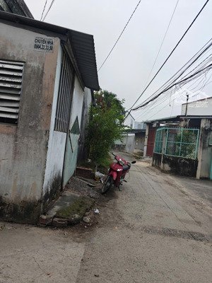 bán nhà cấp 4 đường ấp thới tây 2, tân hiệp, hocmon, hồ chí minh có thể đậu xe hơi