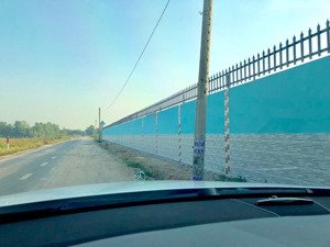 cho thuê đất làm xưởng ,bãi xe khu vui chơi giải trí