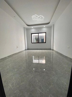 bán nhà riêng tây mỗ - dt 30m2 - 5 tầng mặt tiền 3.7m - nhà mới sát vinsmart city chỉ 6.x tỷ