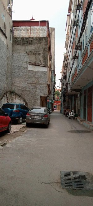 chính chủ bán nhà phố ngô quyền hà đông 50m2 , 6 tầng thang máy sổ đỏ trai tay ,giá nhỉnh 10 tỷ