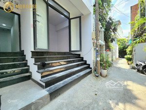 căn hộ dưới trệt giá rẻ đường oto hẻm ngay tân thành