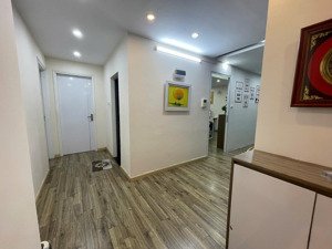 chính chủ cần cho thuê căn hộ 150m2 trung văn vinaconex3, 4pn,3vs, căn góc 3 mặt thoáng