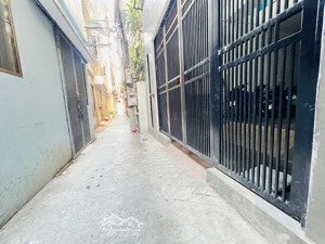 căn hộ dịch vụ phố trung kính, trần duy hưng 73m 10 ngủ full nội thất