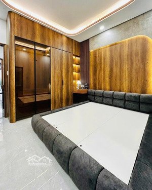 nha mới 100/100 xây dựng btct khu an ninh dân trí cao