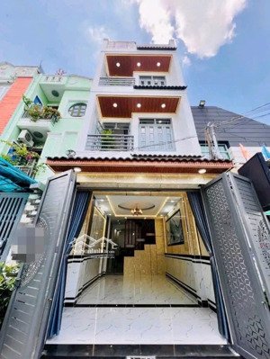 đường thông xe ôtô chợ tân định trần quốc toản- võ thị sáu- q.3. giá 3tỷ140/79,3m2 cho thuê 22tr/th