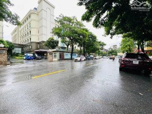 bán nhà vị trí vàng trong hàng mặt phố hoàng như tiếp - thang máy - kinh doanh - căn góc- khu vực