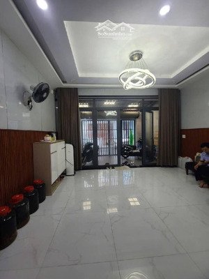 nhà mặt tiền hẻm chợ cầu 3 tầng quang trung 68m2 ( 5 x13 )