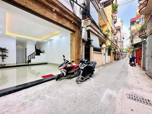 7 tầng thang máy - ô tô vào nhà - đẹp long lanh - mặt phố - kinh doanh - giá chốt linh hoạt