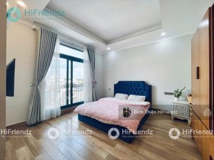 cho thuê căn hộ studio full nội thất thang máy hầm xe bảo vệ ngay lam sơn sân bay