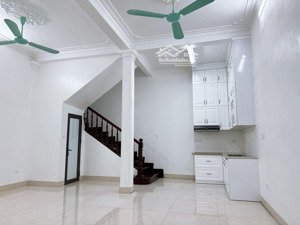 bán nhà phố hoàng hoa thám lô góc 2 mặt thoáng nhà mới ở ngay